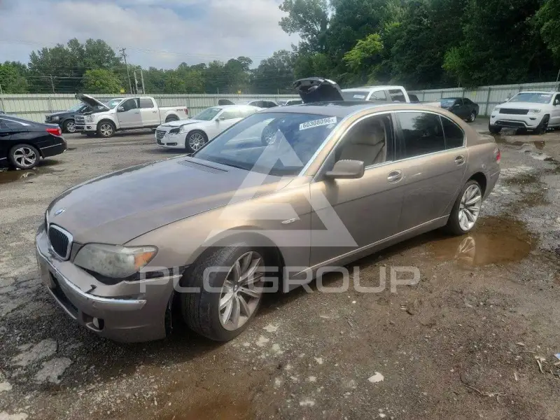 2008 BMW 750 photo
