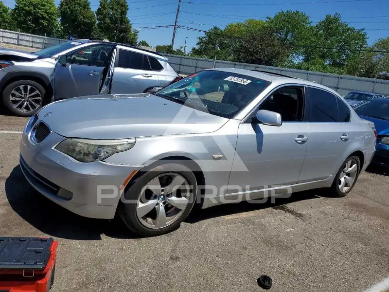 2008 BMW 528 photo