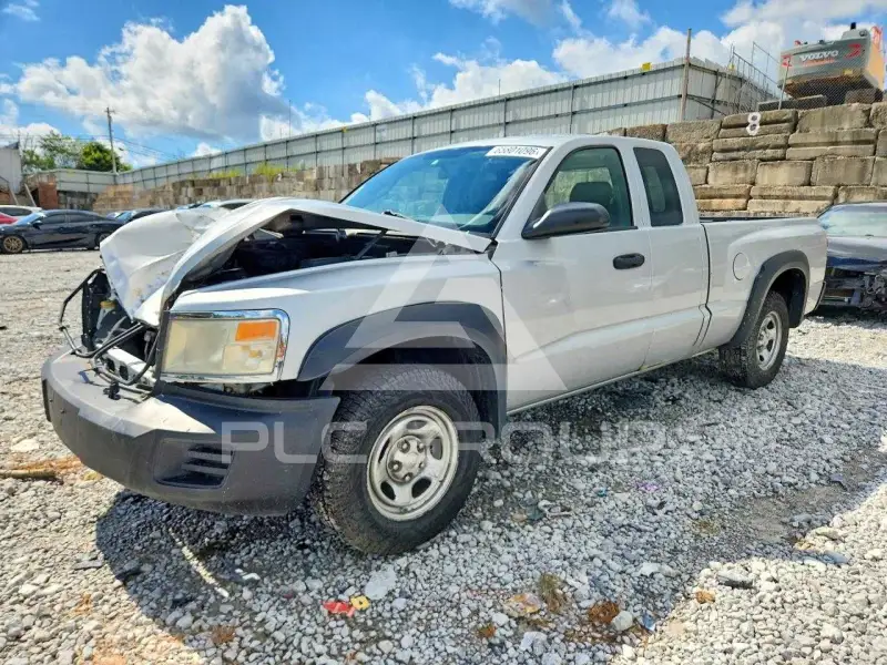 2008 Dodge DAKOTA фото