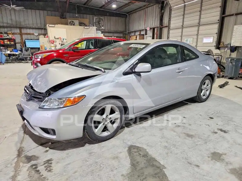 2008 Honda CIVIC фото