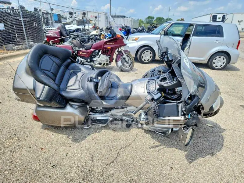 2008 Honda GL фото