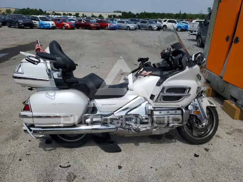 2008 Honda GL фото