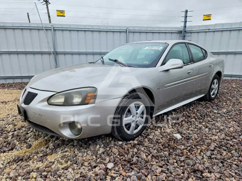 2008 Pontiac GRAND PRIX photo