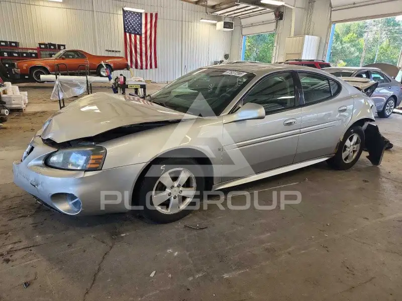 2008 Pontiac GRAND PRIX фото