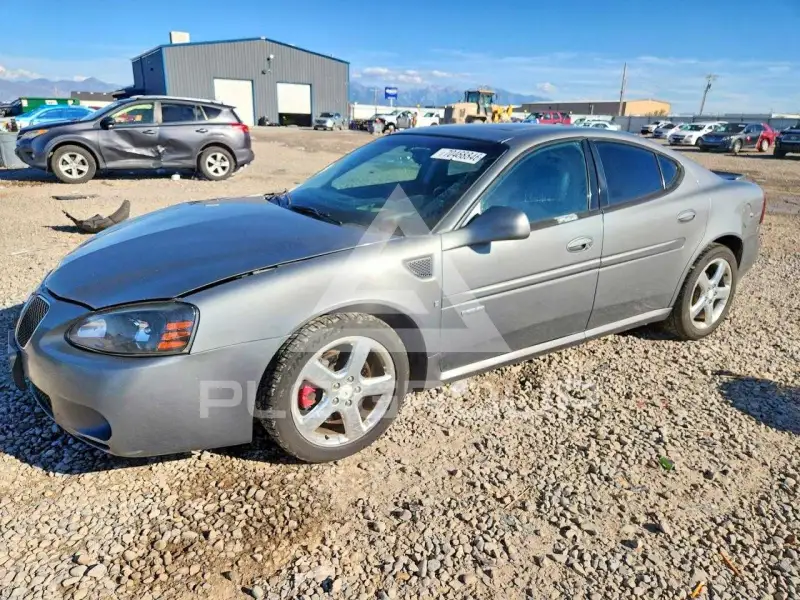 2008 Pontiac GRAND PRIX фото