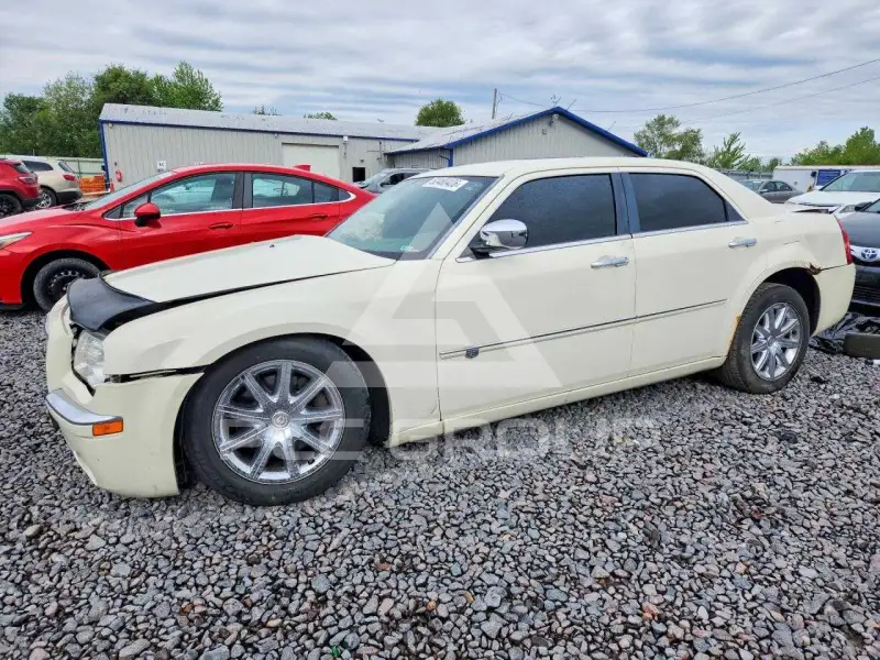 2008 Chrysler 300 photo