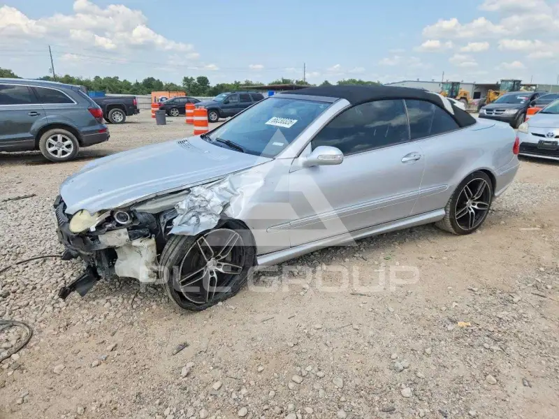 2008 Mercedes Benz CLK фото