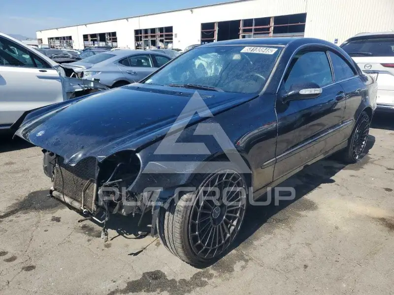 2008 Mercedes Benz CLK фото