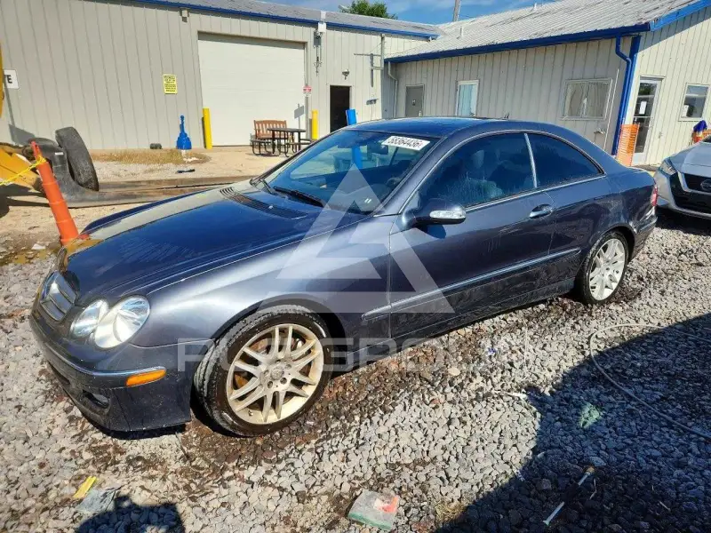 2008 Mercedes Benz CLK фото