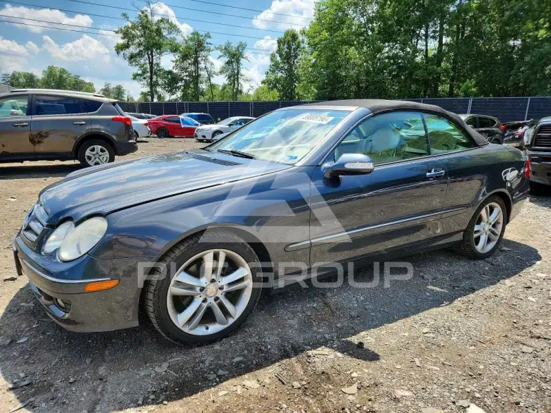2008 Mercedes Benz CLK фото