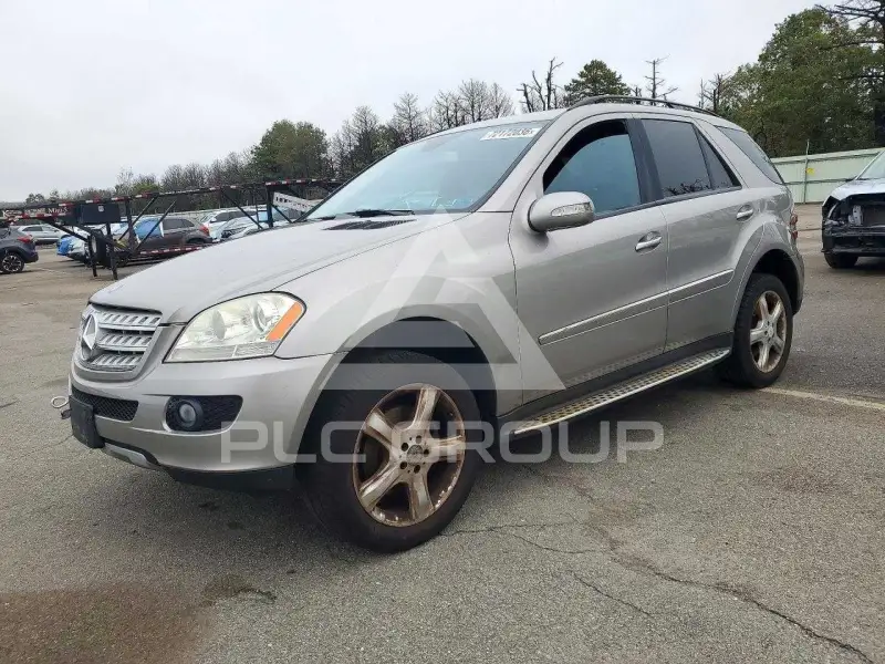 2008 Mercedes Benz ML-Class фото