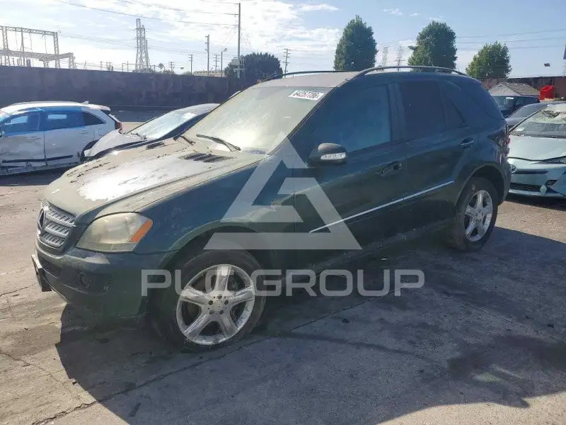 2008 Mercedes Benz ML-Class photo