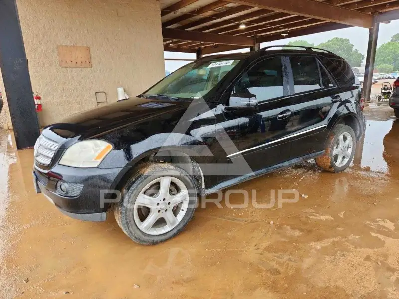2008 Mercedes Benz ML-Class фото