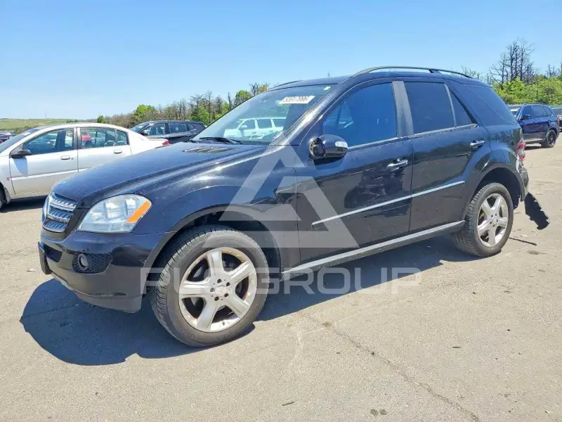 2008 Mercedes Benz ML-Class photo