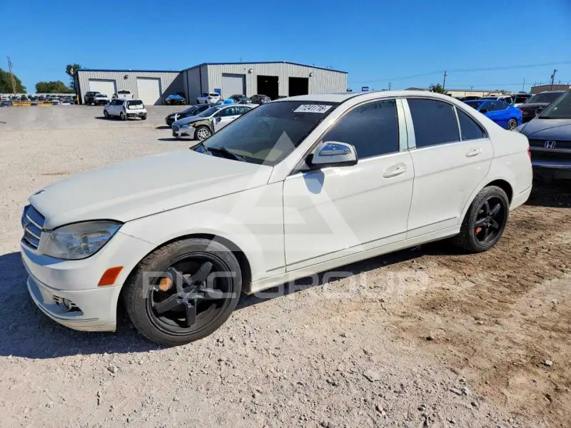 2008 Mercedes Benz C-Class photo