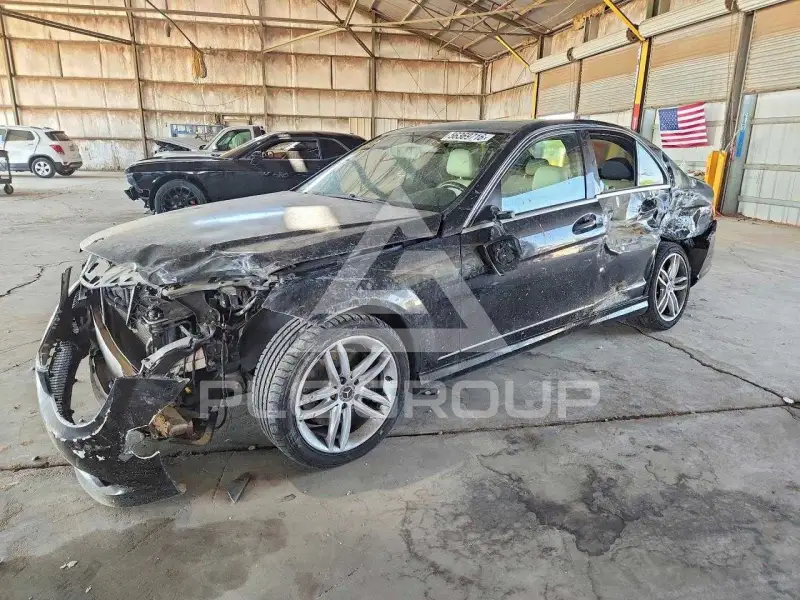 2008 Mercedes Benz C-Class photo
