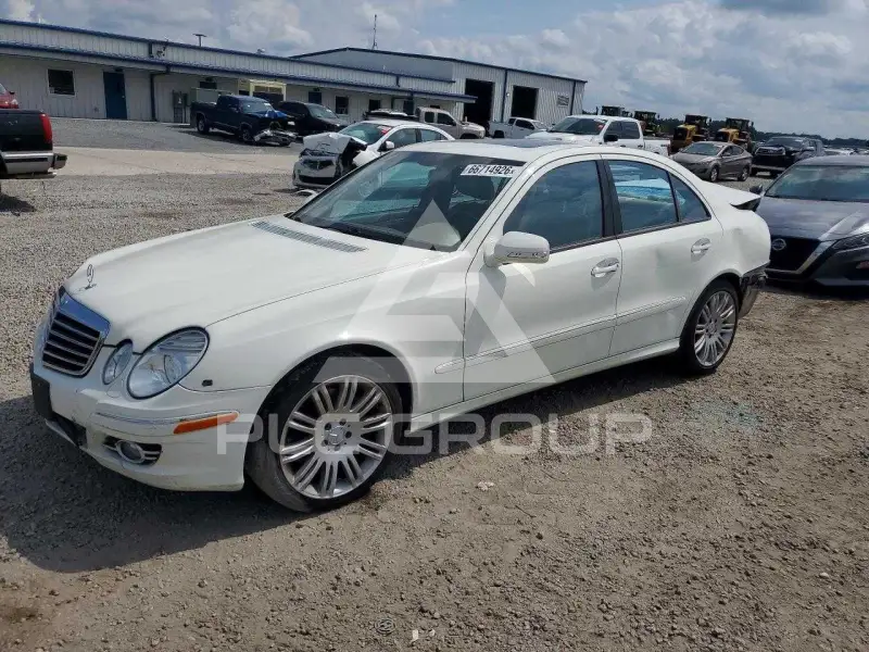2008 Mercedes Benz E-Class photo