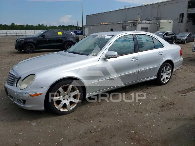 2008 Mercedes Benz E-Class photo