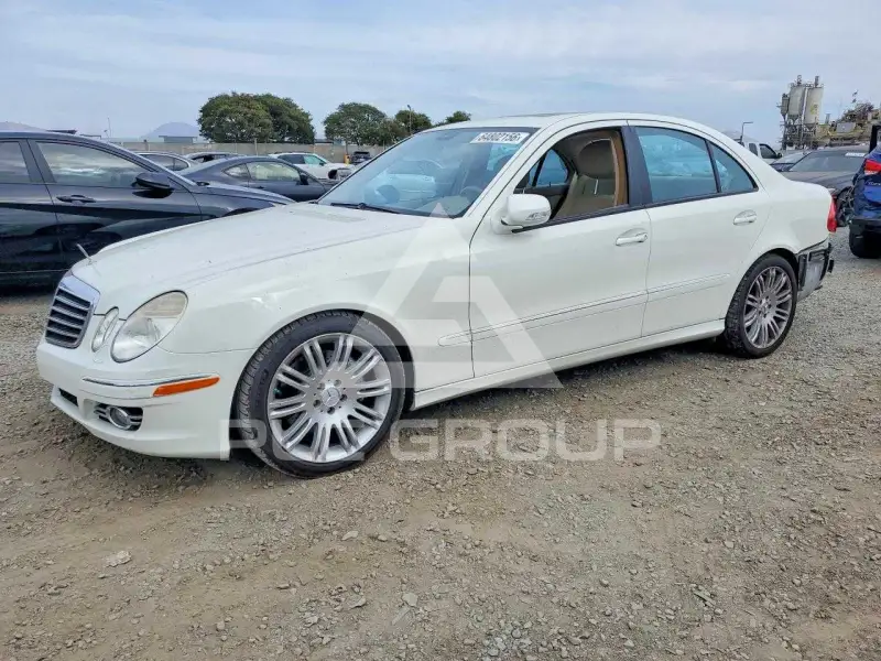 2008 Mercedes Benz E-Class photo
