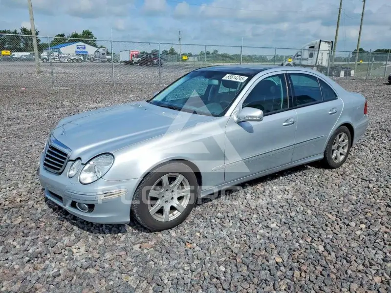 2008 Mercedes Benz E-Class photo