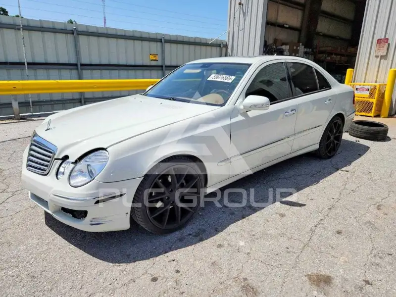 2008 Mercedes Benz E-Class фото