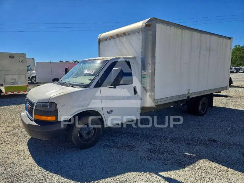 2008 GMC Savana photo