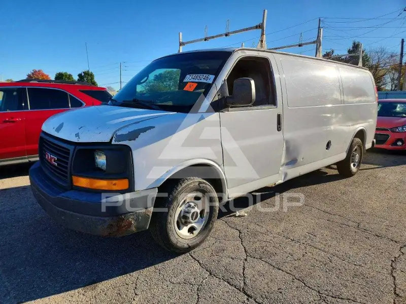2008 GMC Savana photo