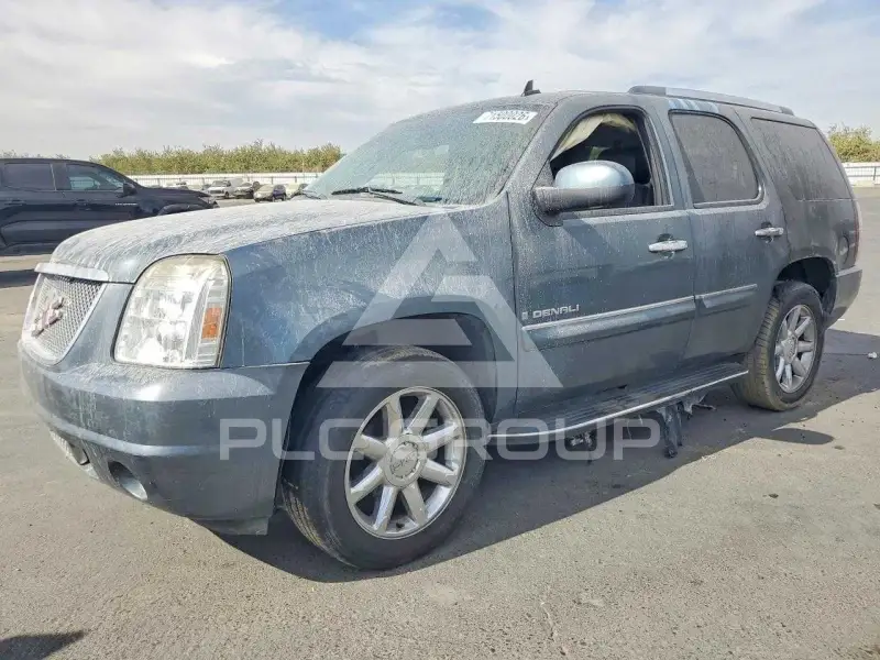 2008 GMC YUKON фото