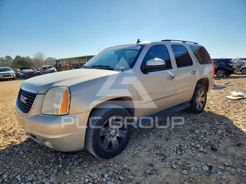 2008 GMC YUKON фото