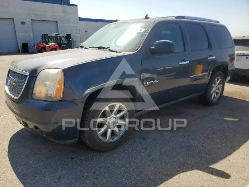 2008 GMC YUKON фото