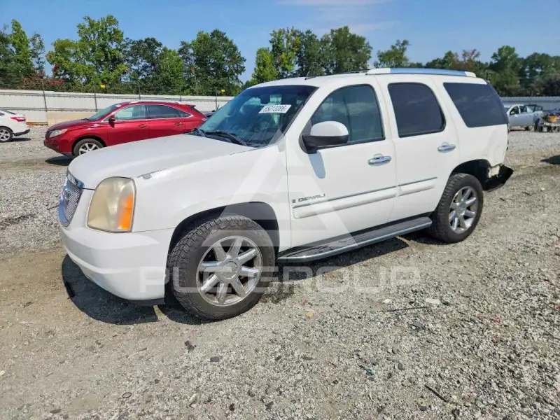 2008 GMC YUKON фото