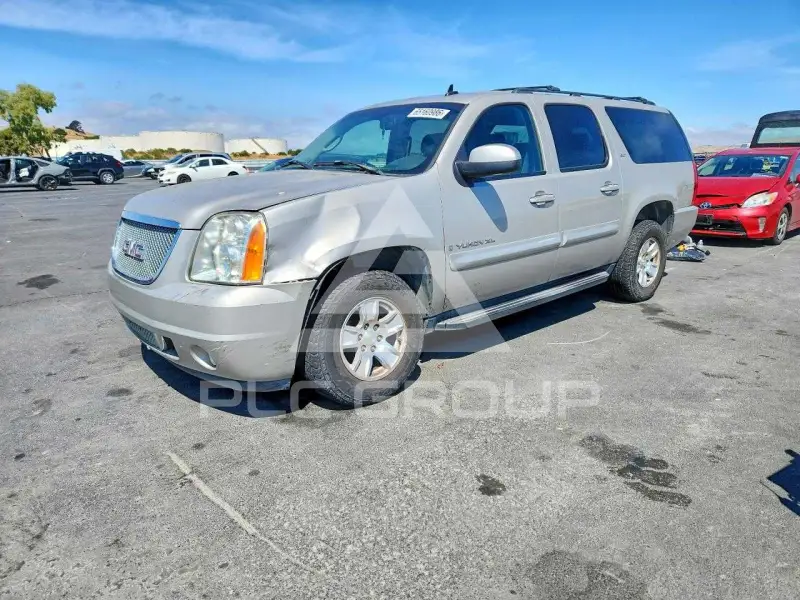 2008 GMC YUKON фото
