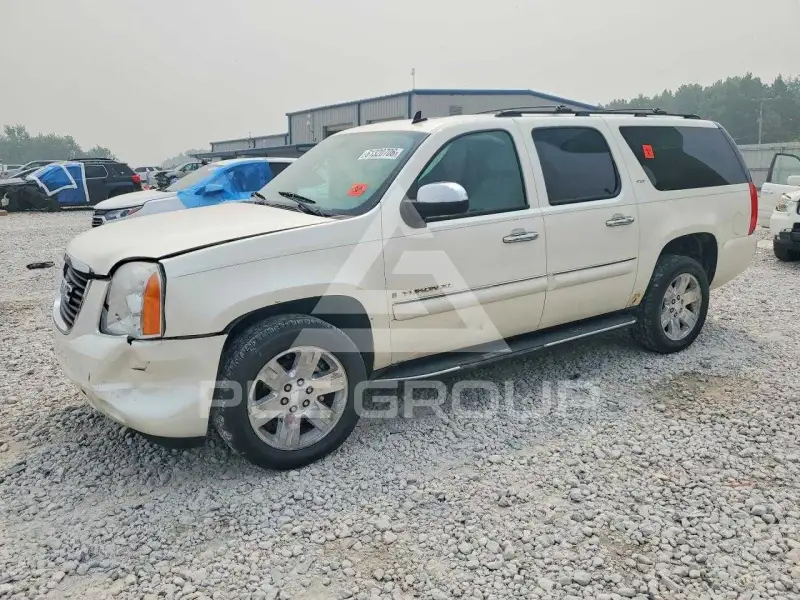 2008 GMC YUKON photo