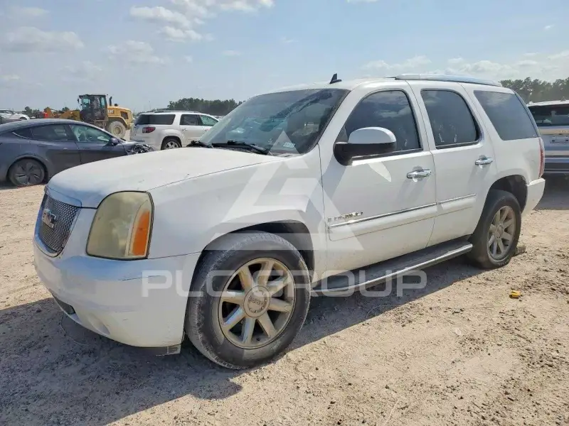 2008 GMC YUKON фото