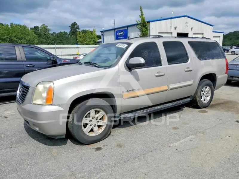 2008 GMC YUKON фото