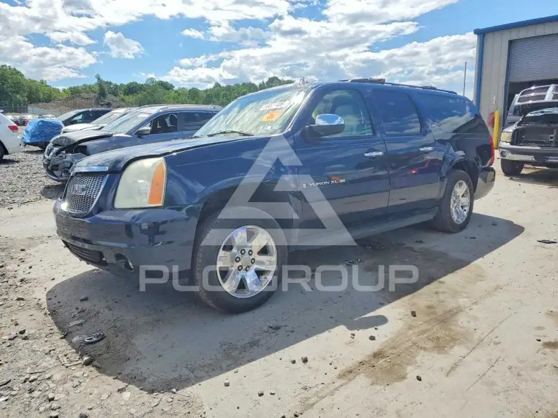 2008 GMC YUKON фото
