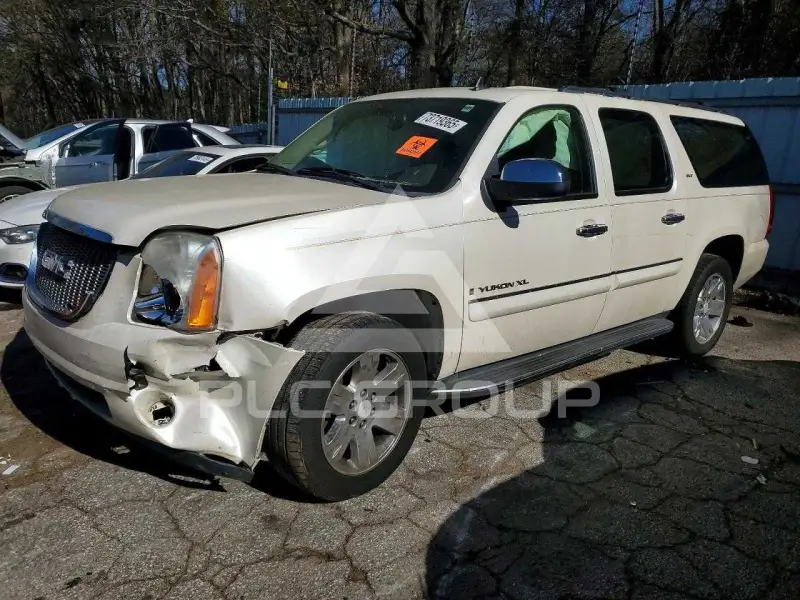 2008 GMC YUKON photo