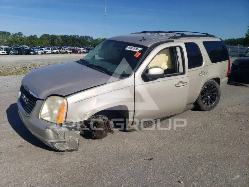2008 GMC YUKON фото