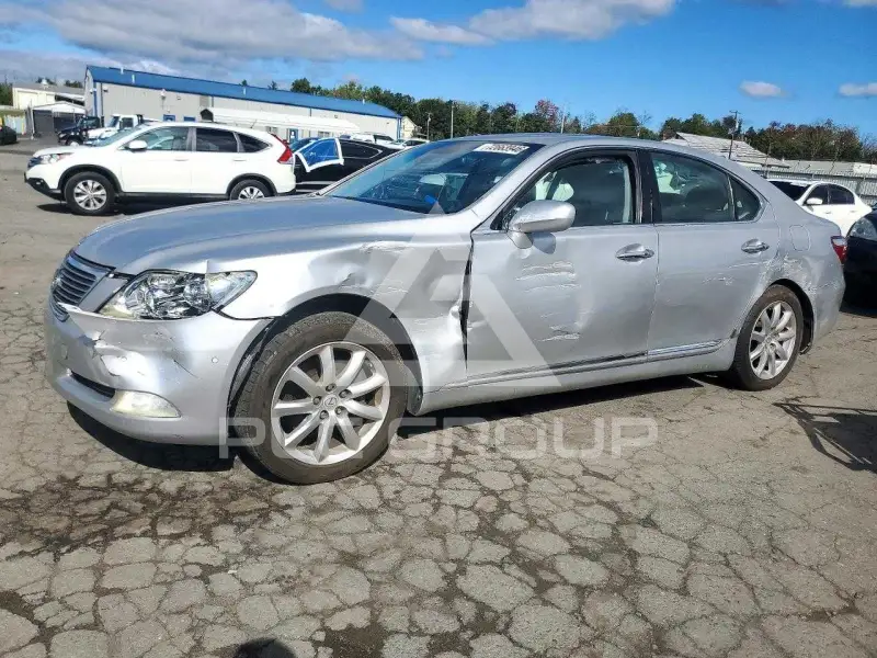 2008 Lexus LS460 photo