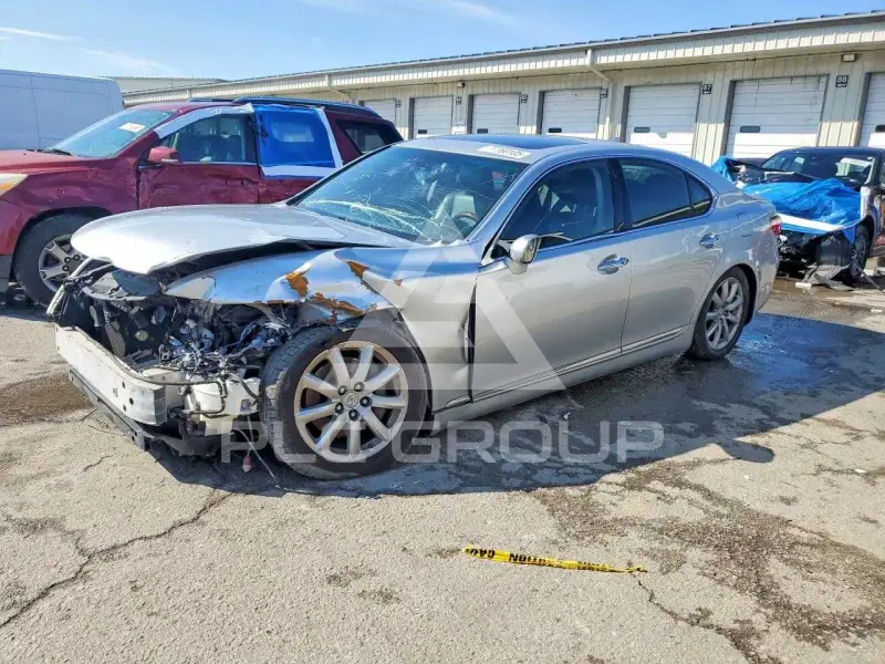 2008 Lexus LS460 photo
