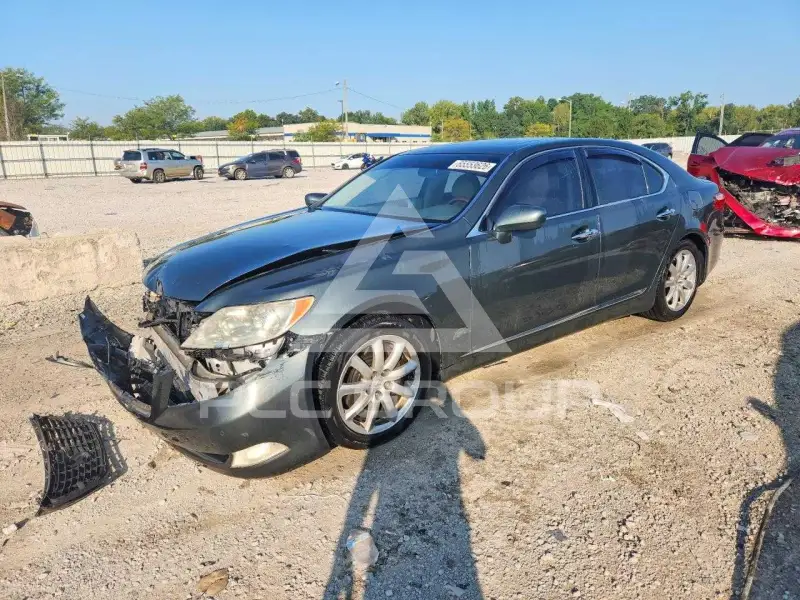 2008 Lexus LS460 photo