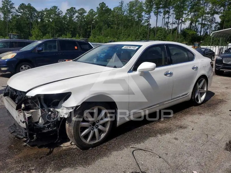 2008 Lexus LS460 photo