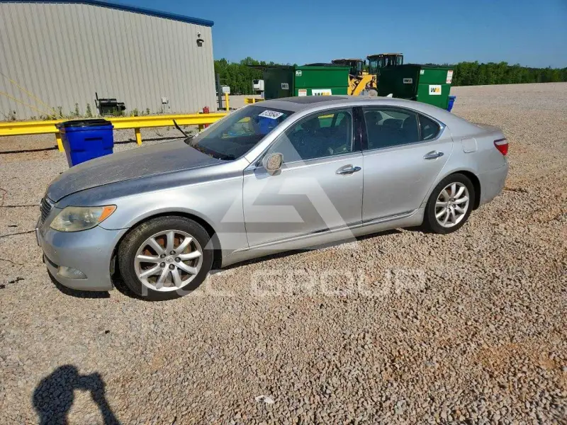 2008 Lexus LS460 photo