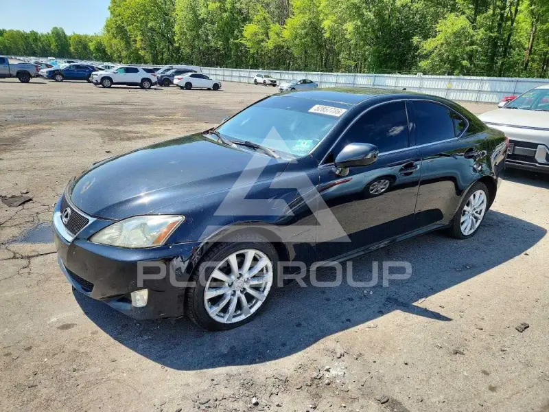 2008 Lexus IS photo