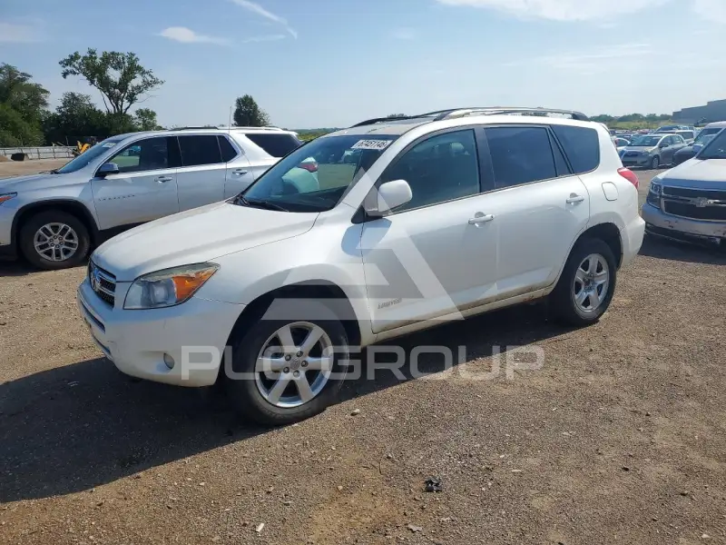 2008 Toyota RAV4 photo