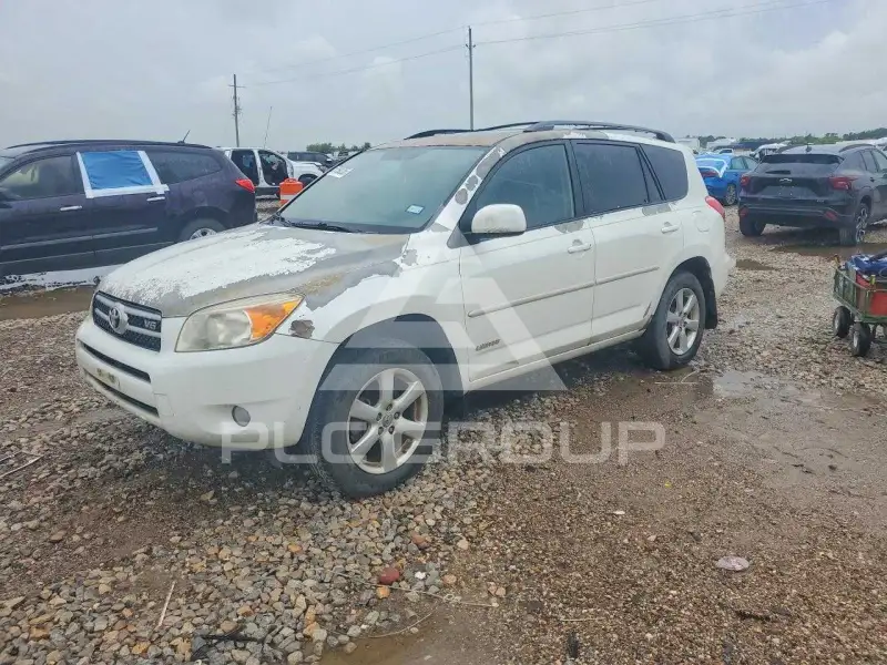 2008 Toyota RAV4 photo
