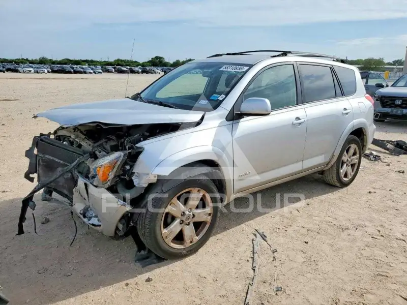 2008 Toyota RAV4 photo