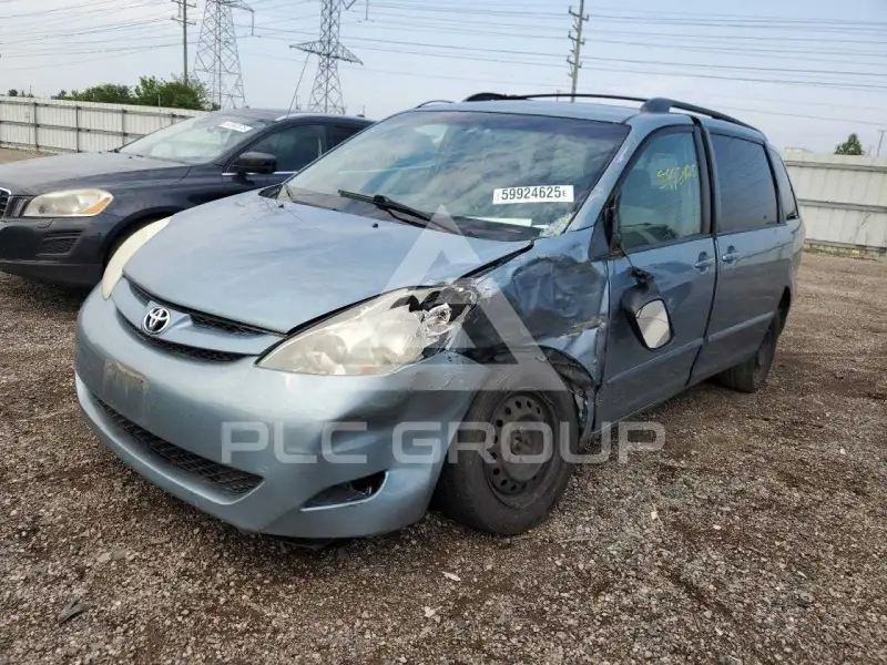 2008 Toyota SIENNA photo
