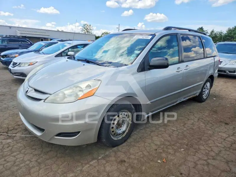 2008 Toyota SIENNA фото