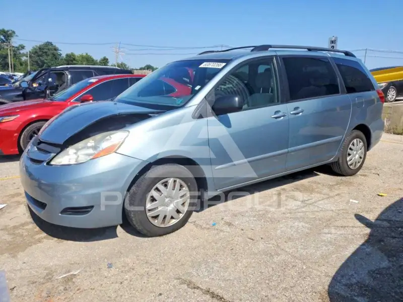 2008 Toyota SIENNA photo
